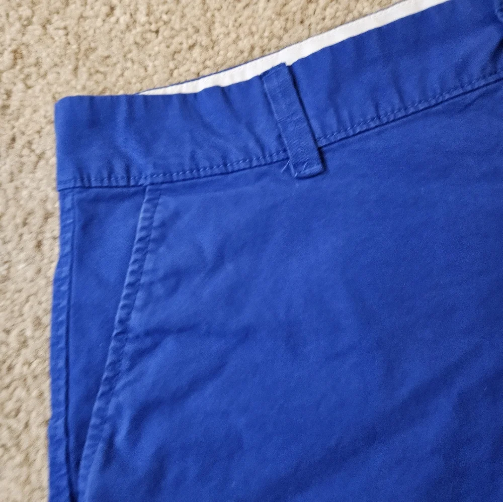 Old Navy Bright Blue Women's Bermudas Shorts Size 8 Eight